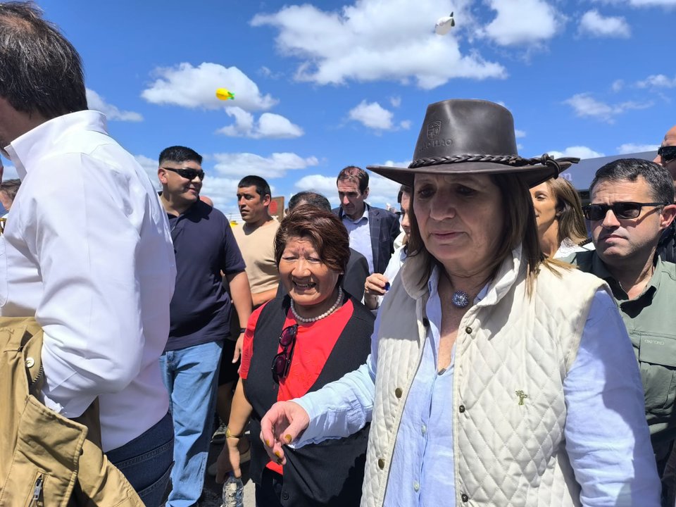 Patricia Bullrich visitó Expoagro y ratificó el compromiso del Gobierno de eliminar las retenciones