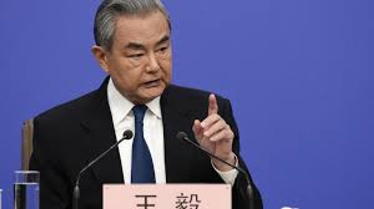 El principal diplomático de China insta a evitar más bajas y pérdidas en la guerra de Oriente Medio