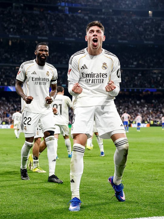 El Real Madrid le ganó al Atlético por 3-2 en el derbi madrileño de LaLiga