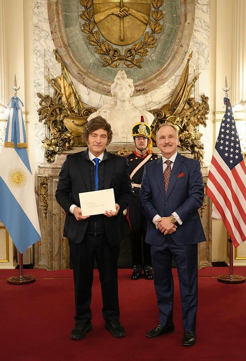 Milei recibió al embajador estadounidense, Peter Lamelas, en medio del conflicto en Medio Oriente