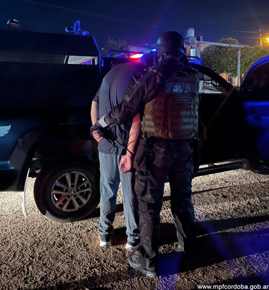 FPA DETUVO A UN SUJETO QUE REALIZABA DELIVERY DE DROGAS EN LAGUNA LARGA Y MANFREDI