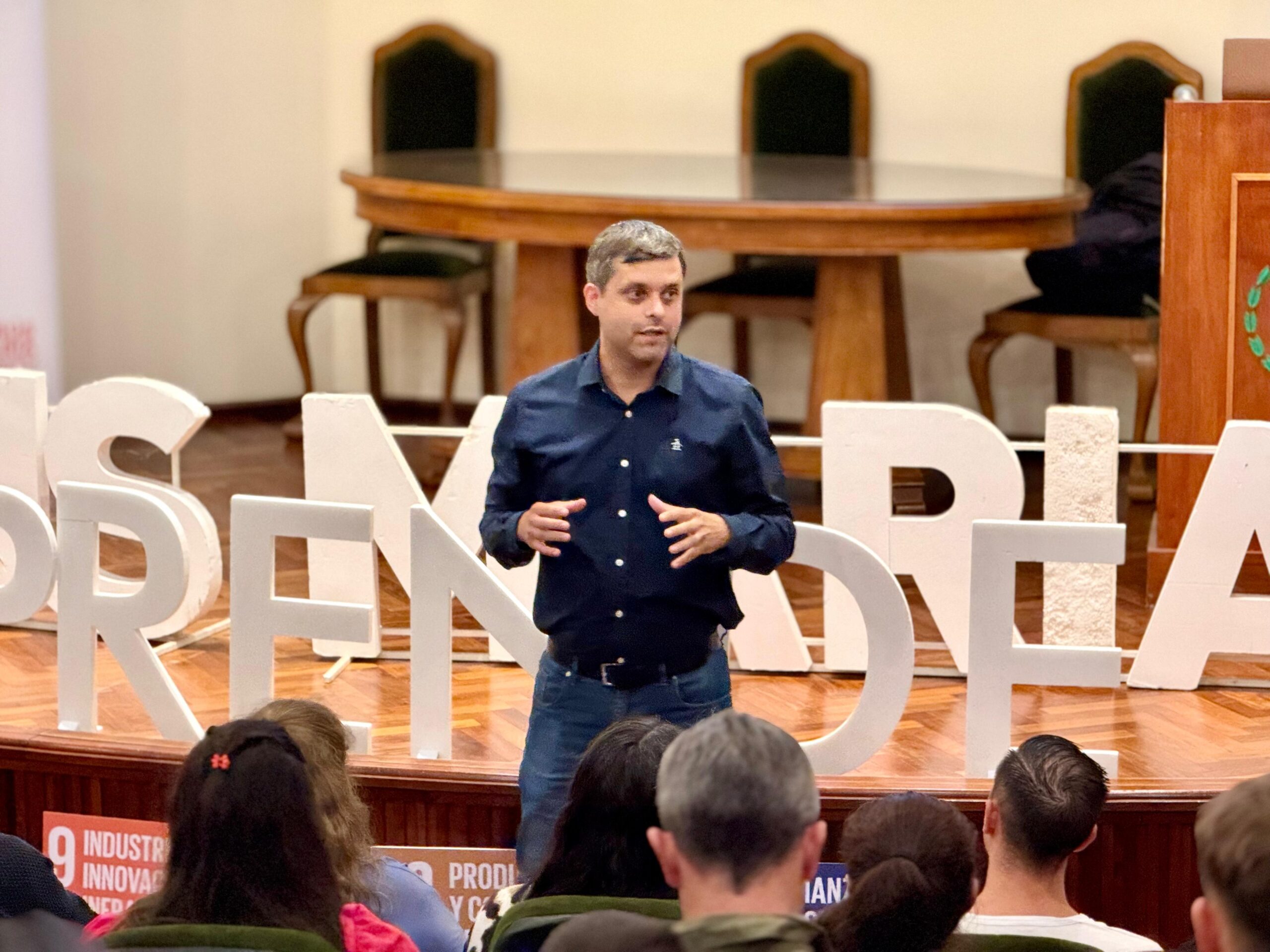 Convocatoria récord: mas de 280 emprendedores iniciaron el ciclo 2026 de la Incubadora de Empresas