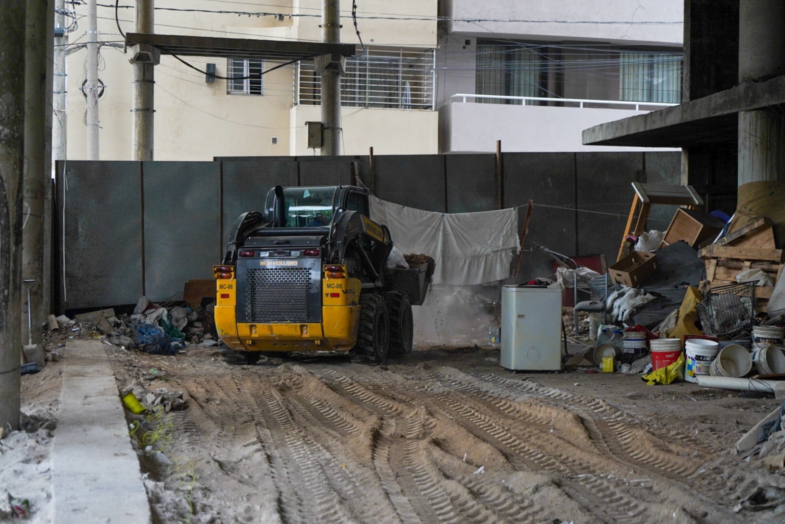 Comenzaron las obras para el cerramiento de «La Mole»