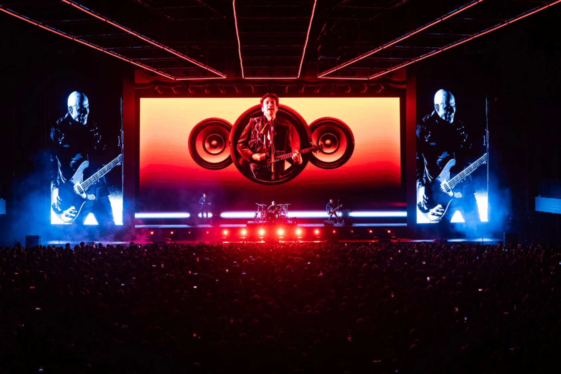 Regreso "tecnológico" de Soda Stereo: una puesta en escena impecable