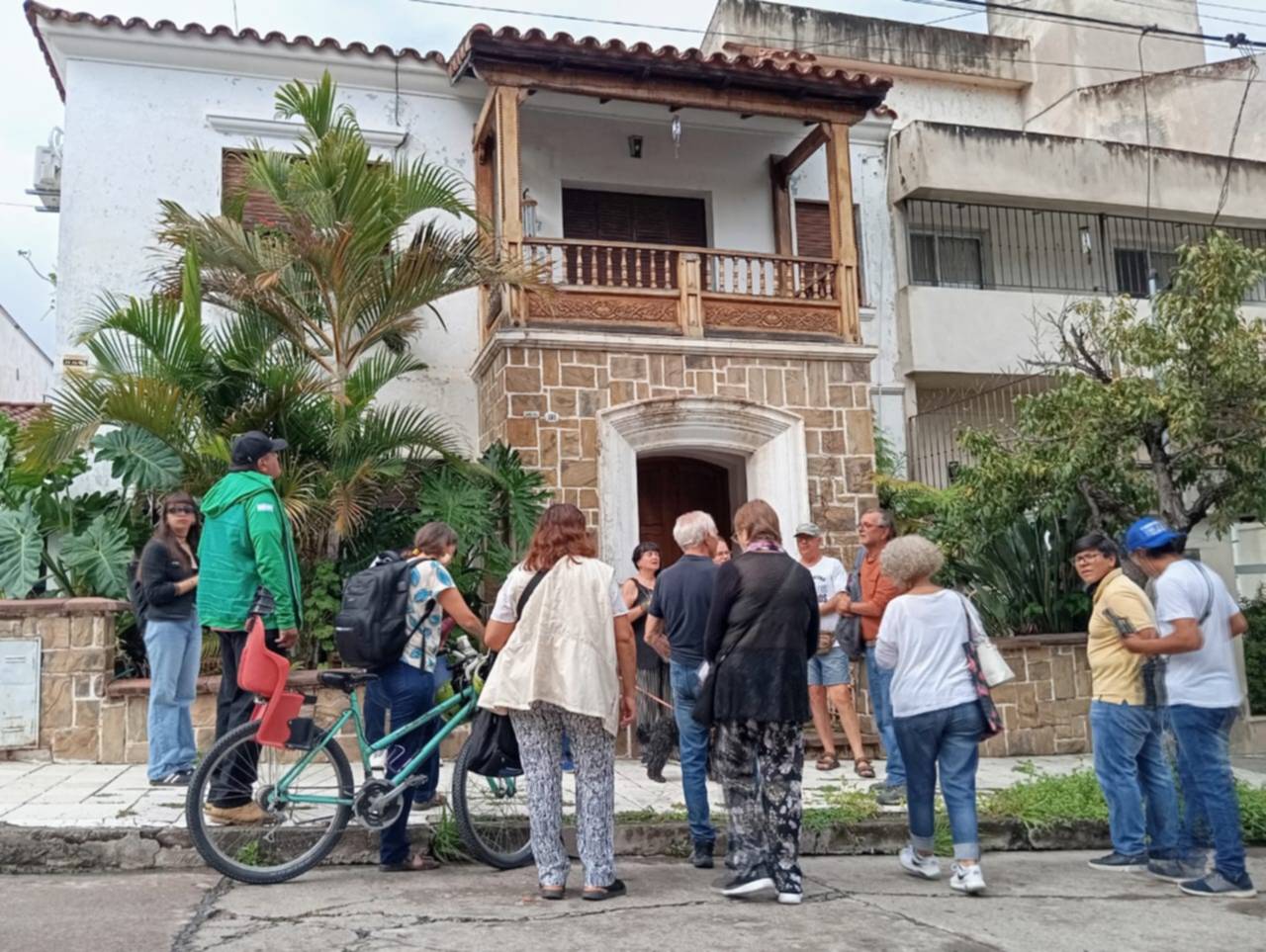 Periodistas organizaron una Caminata de la Memoria por Miguel Ragone