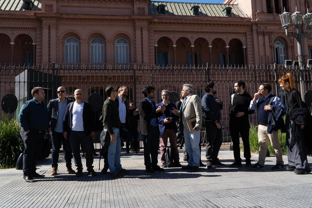 Presentan un amparo judicial para poder ingresar los periodistas a la Casa Rosada