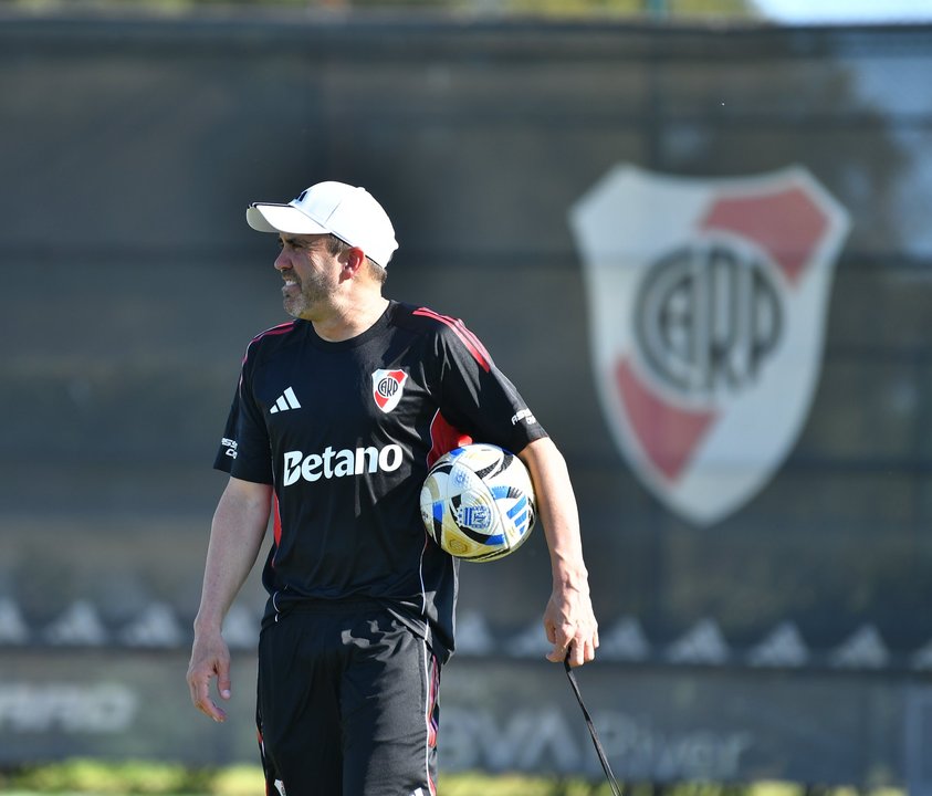 River se prepara para recibir a Aldosivi con otra ausencia fuerte de Castaño y una sorpresa juvenil