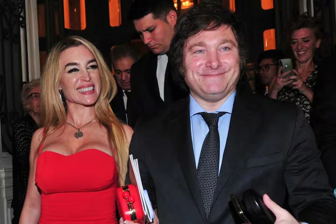 El presidente Javier Milei le cantará un blues a Fátima Flórez mientras ella desfila