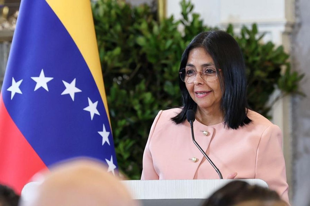 Delcy Rodríguez celebró la reanudación de vuelos comerciales entre Venezuela y Estados Unidos