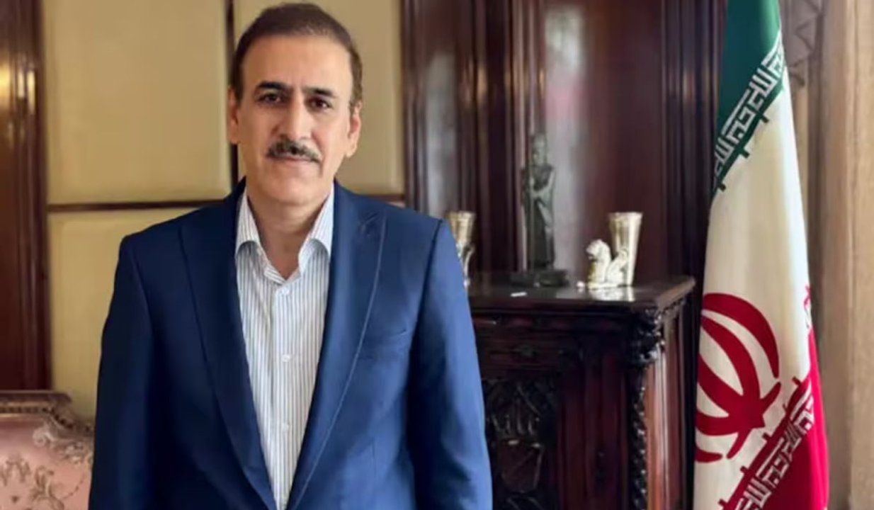 El máximo diplomático de Irán abandonó la Argentina tras ser expulsado por Milei