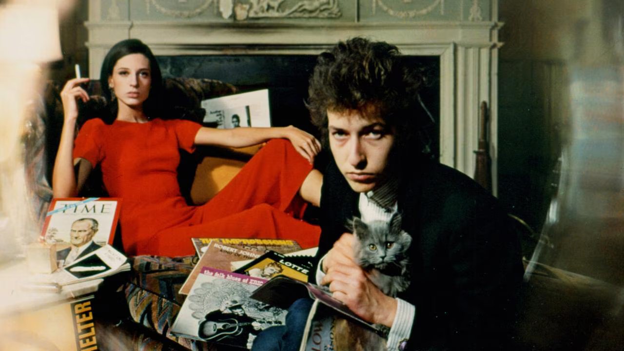 Hallan borrador inédito de Bob Dylan y lo subastan como pieza excepcional