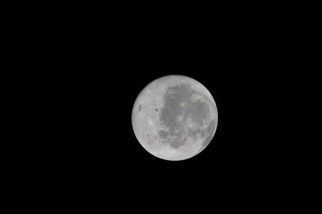 La misión Artemis II retomó contacto tras cruzar la cara oculta de la Luna y ya regresa a la Tierra