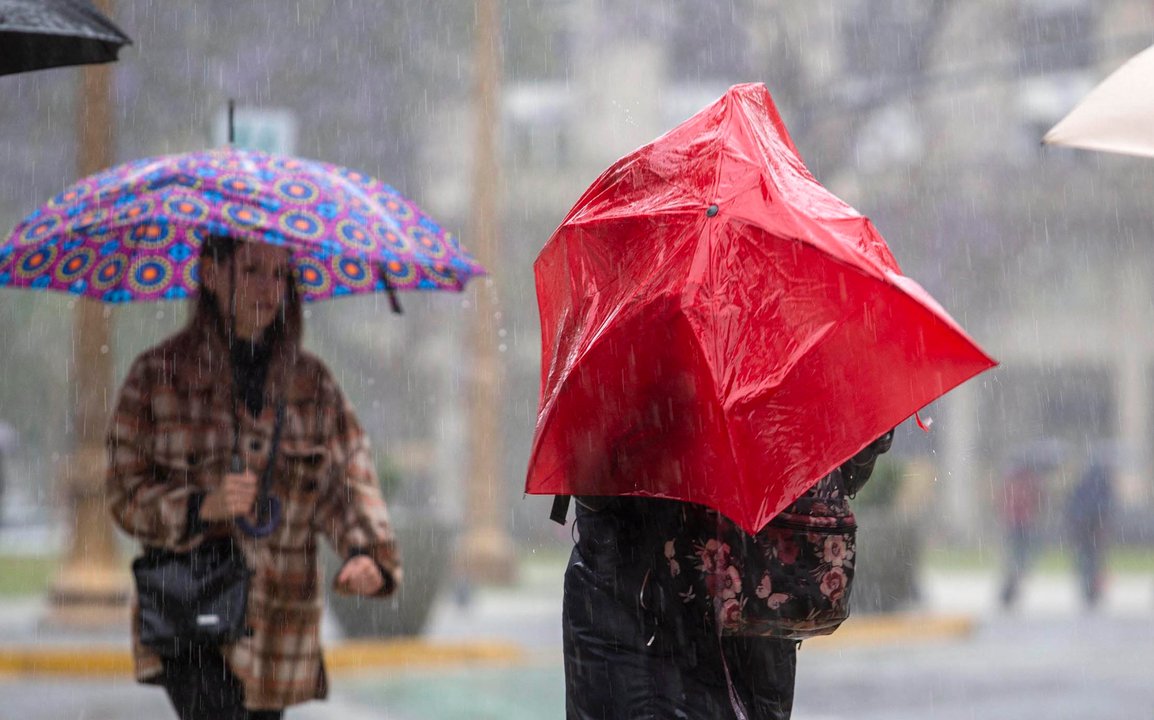 Alertas por lluvias, granizo y fuertes vientos hasta el miércoles: preocupante informe meteorológico