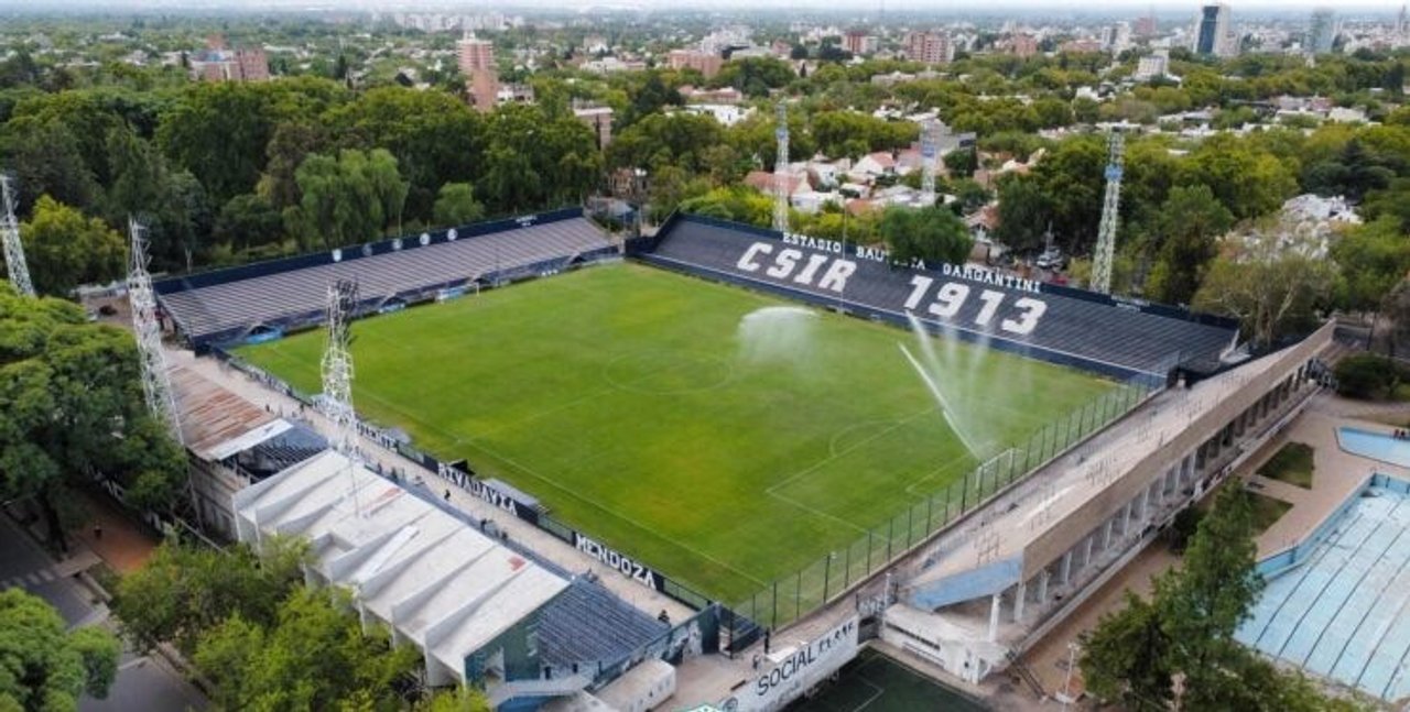 Prohíben el ingreso a las canchas de siete personas por vender bebidas alcohólicas