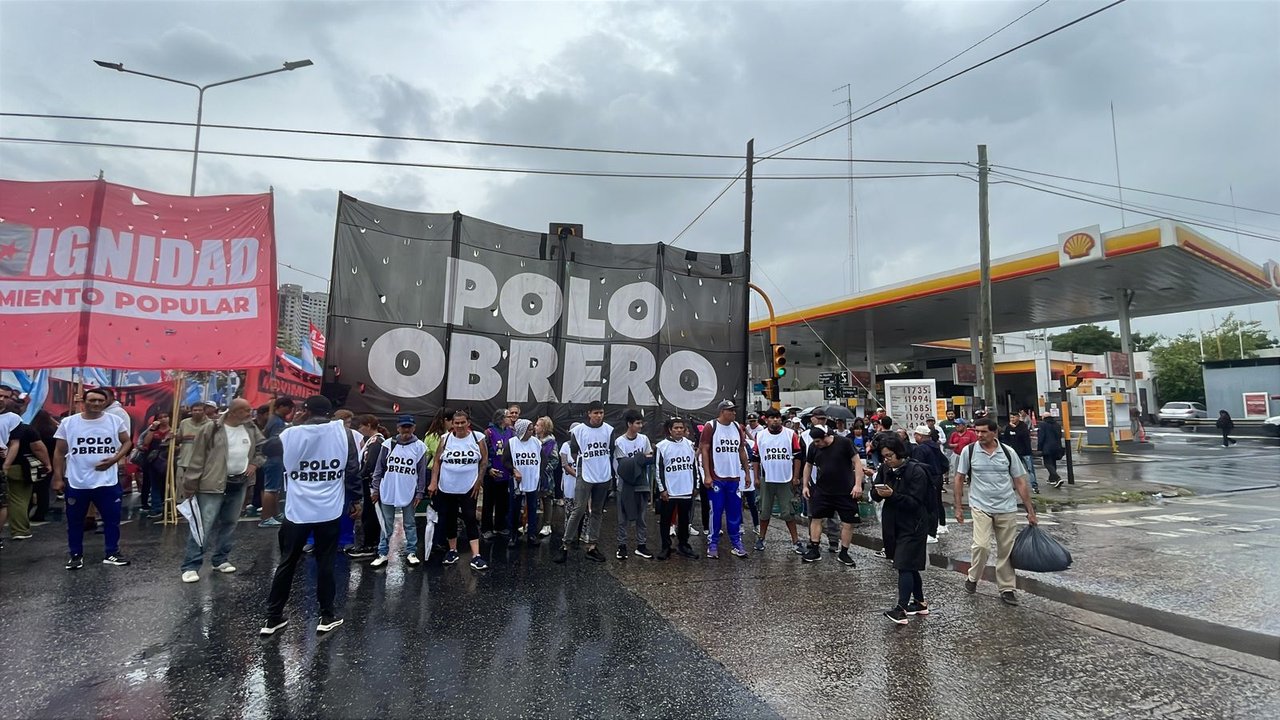 Cortes y protestas en Puente Pueyrredón y Puente Saavedra