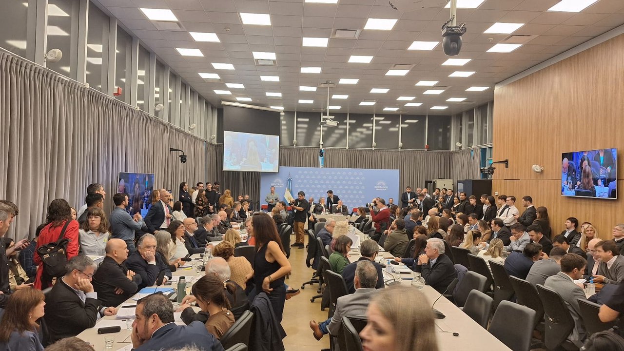 Polémica en Diputados por la Ley de Glaciares: piden excluir a Luis Lucero por su pasado ligado a mineras