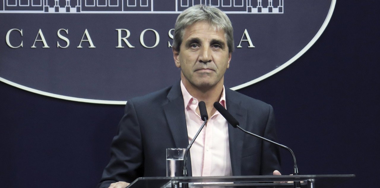 El Gobierno flexibilizó el cepo cambiario