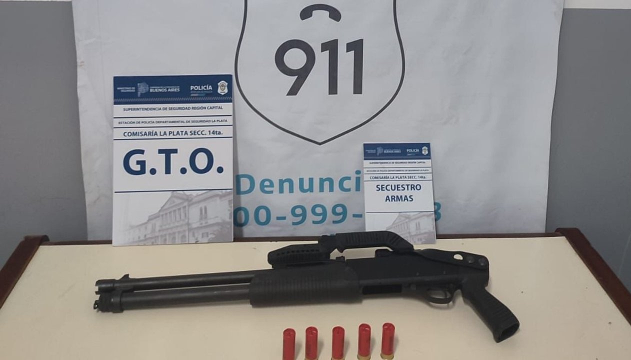 La Plata: arrestaron a un hombre que tenía enjaulado a su hijo menor de edad