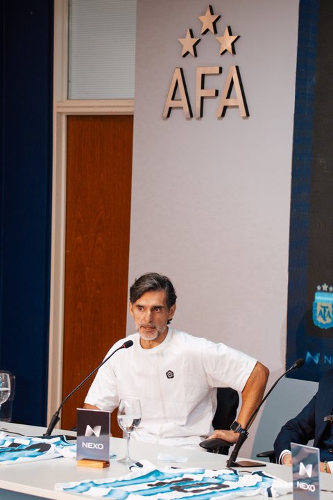Ayala: “Les pedimos a algunos jugadores que piensen un poquito en la Selección”