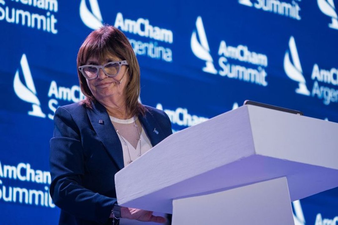 Amcham, un evento cruzado por el efecto Adorni