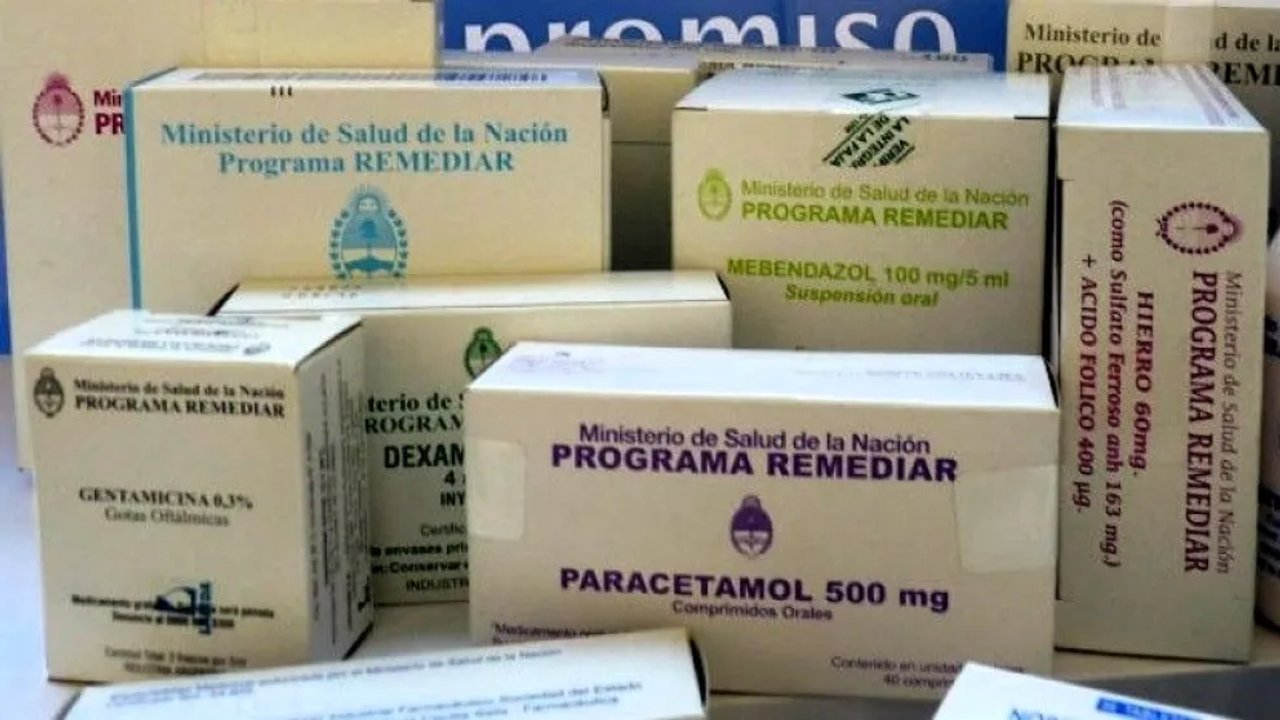 Remediar deja de ser lo que era: el programa pasó de 79 medicamentos gratuitos a solo tres