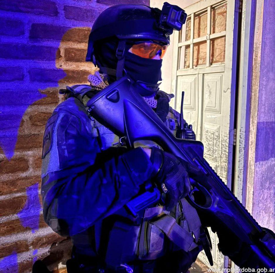 FPA SECUESTRÓ COCAÍNA Y DETUVO A DOS PERSONAS EN OLIVA