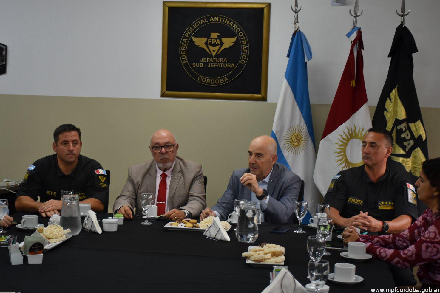 EL FISCAL GENERAL CARLOS LEZCANO VISITÓ LA FPA