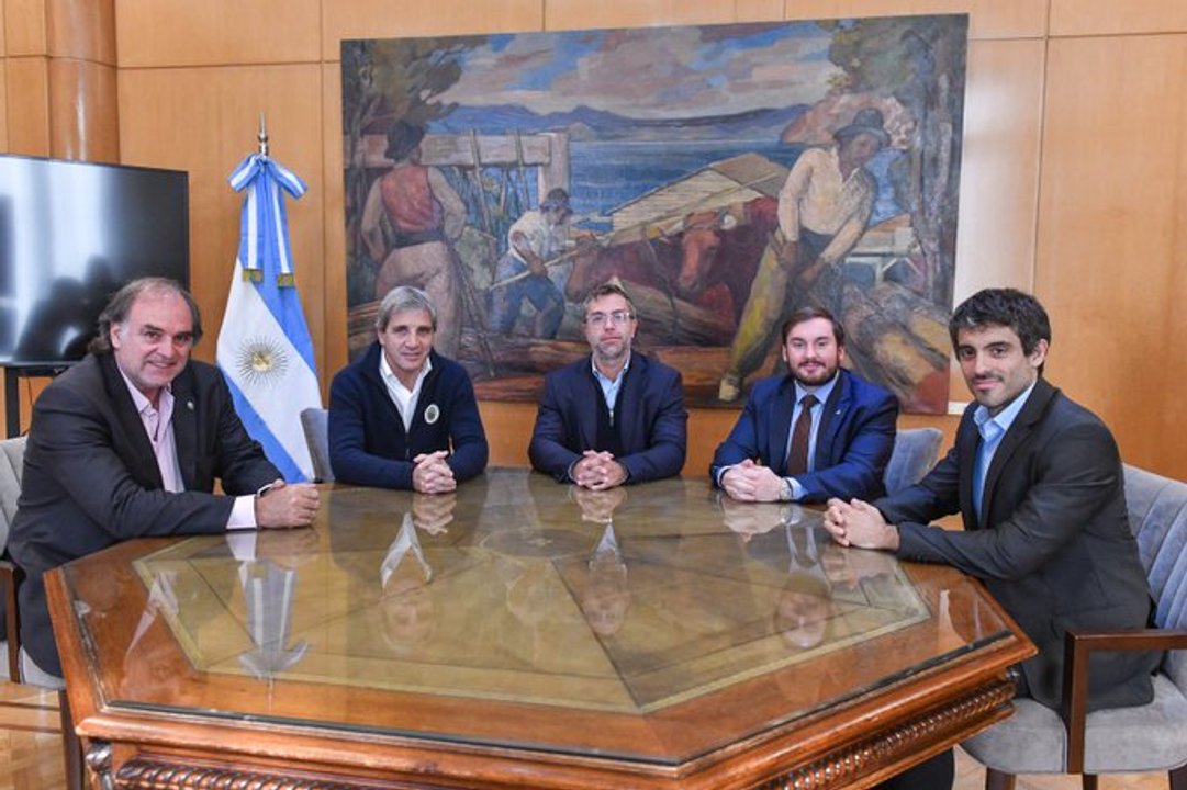 Caputo: “El desarrollo del mercado de capitales es crucial para el crecimiento sostenido”