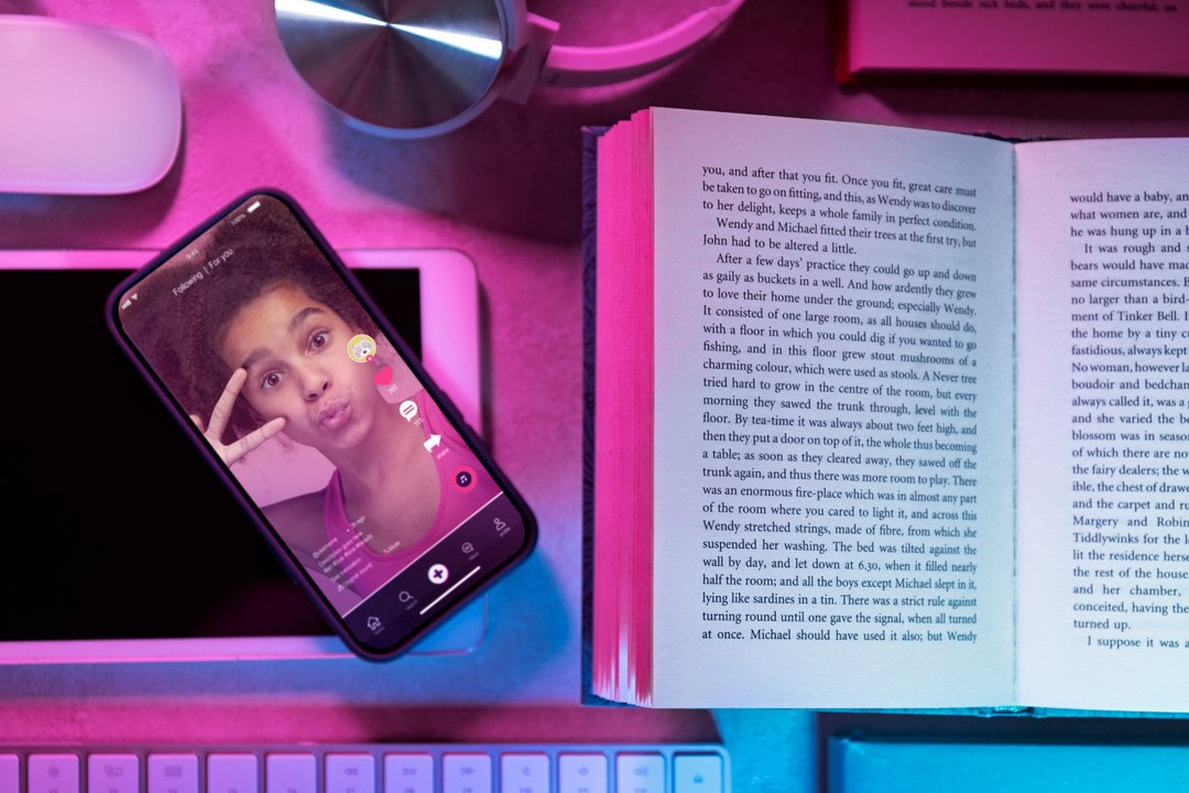 BookTok impulsa una nueva forma de leer y recomendar libros en Argentina