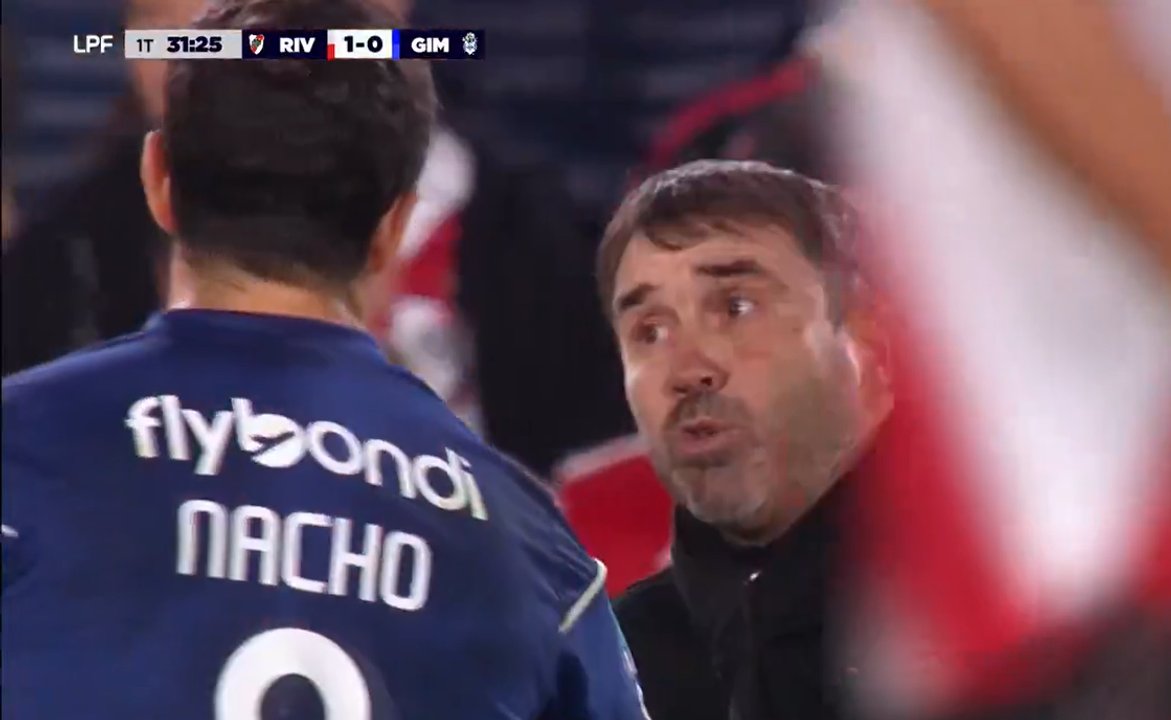 El inesperado cruce y los insultos entre Coudet y Nacho Fernández