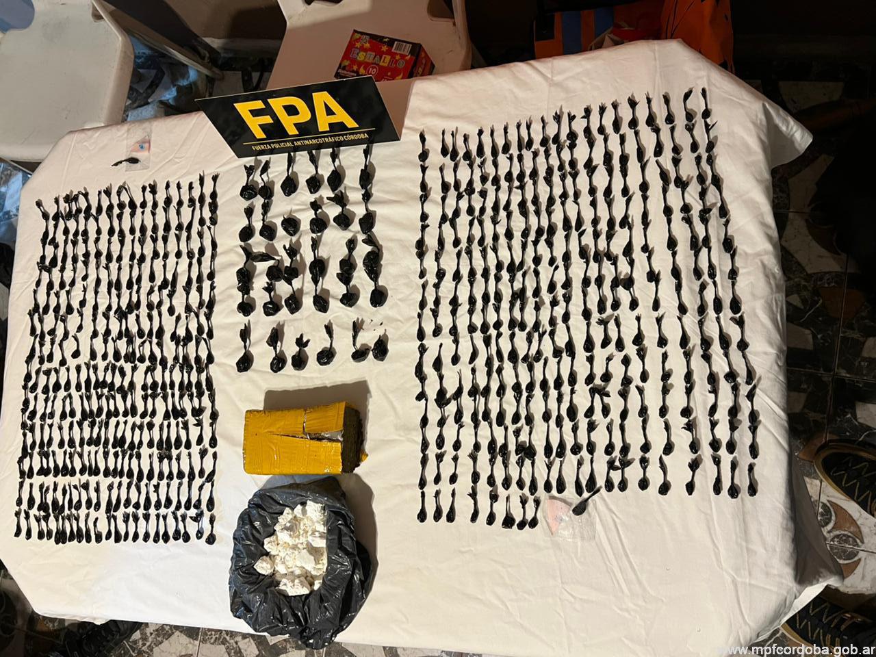 CÓRDOBA: FPA REALIZÓ SIETE ALLANAMIENTOS EN BARRIOS CAMPO DE LA RIBERA Y MÜLLER. DIEZ DETENIDOS