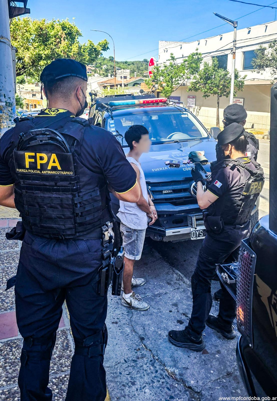 RÍO CEBALLOS: SECUESTRO DE ESTUPEFACIENTES EN PATRULLAJES PREVENTIVOS DE LA FPA