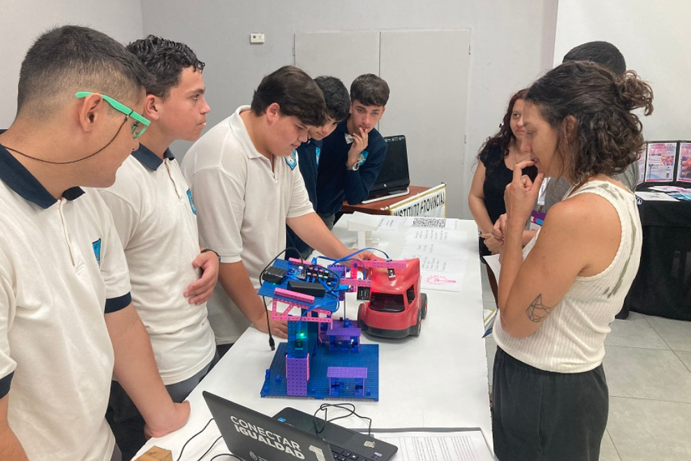 Comienzan las tutorías virtuales y abiertas para el desarrollo de los Proyectos PiE 2025