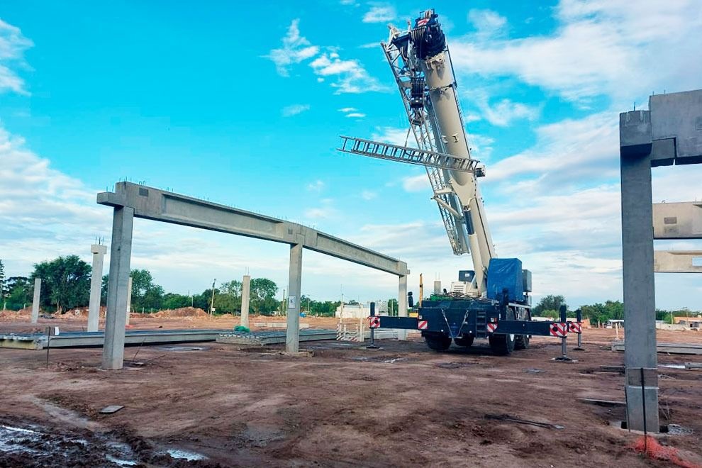 Asoman las primeras columnas del nuevo hospital en Bell Ville
