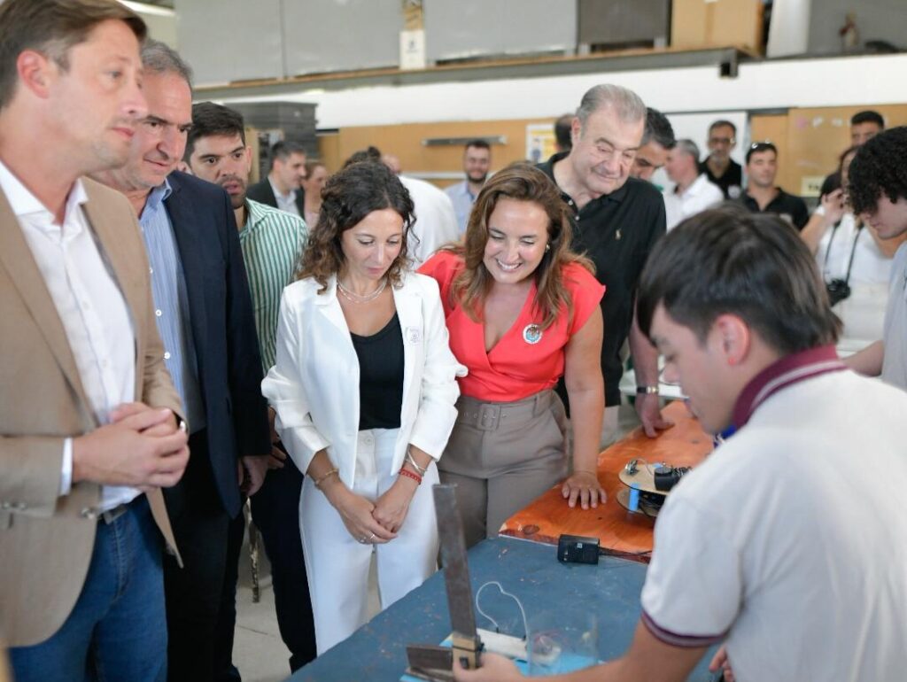 Un IPET de Oliva suma dos aulas en el inicio del ciclo lectivo