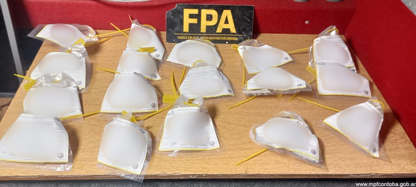 FIESTA ELECTRÓNICA: FPA SECUESTRÓ ÉXTASIS, POPPER, TUSSI, COCAÍNA, CRISTAL, MDMA Y MARIHUANA EN LA CALERA Y COMUNA DE SAN ROQUE