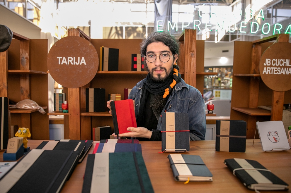 La Provincia entregó créditos a jóvenes emprendedores