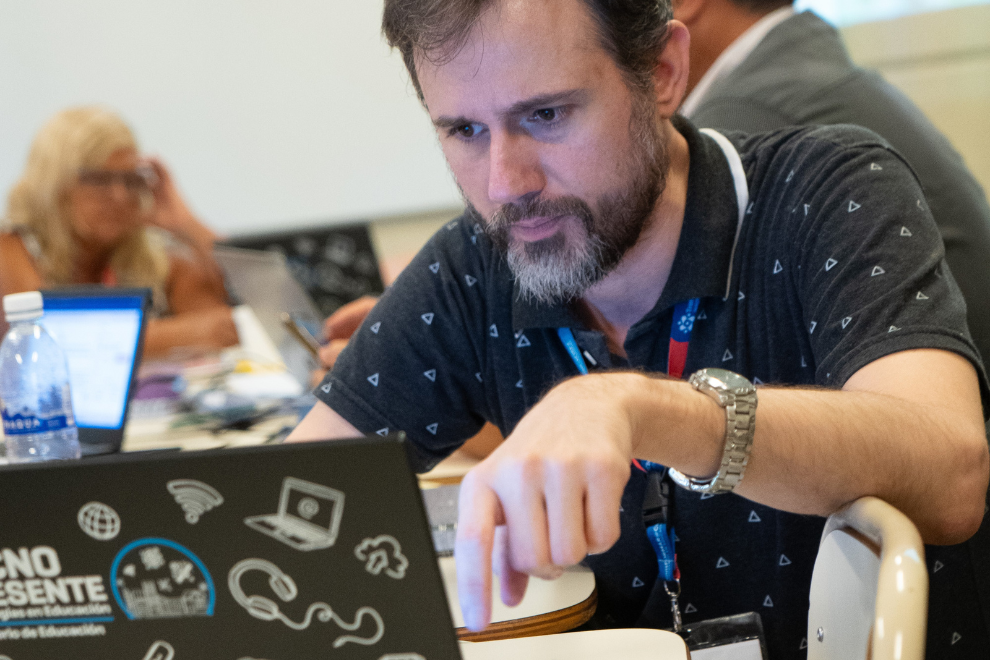 Educación: reinicia El Ciclo de Talleres TecnoPresente en el Aula